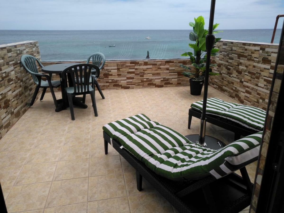 Casa vacanze Casa Corina. Primera Linea De Mar